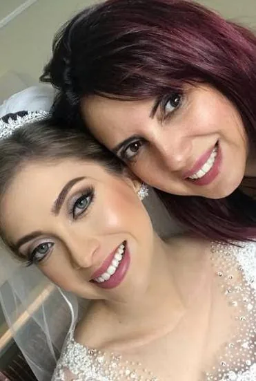 Guetti Reis ao lado de noiva pronta para o casamento